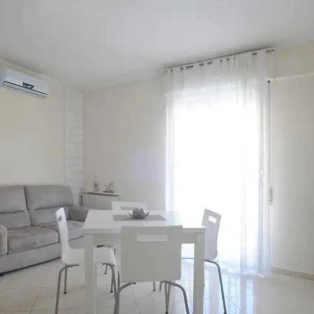 Casa Rossella Апартаменти Санремо